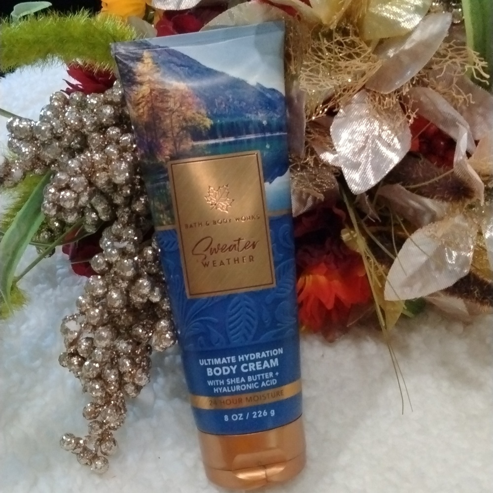 Sweater Weather Bath And Body Works ultimate hydration body cream New